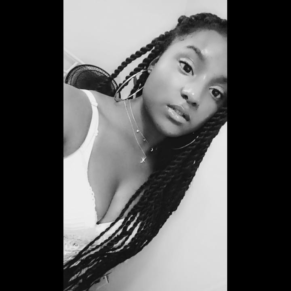 Meet your Posher, Sharon